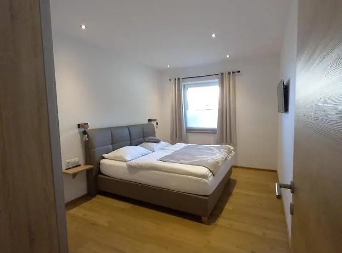 Panorama Filzerhof * كيرشبرغ ان تيرول