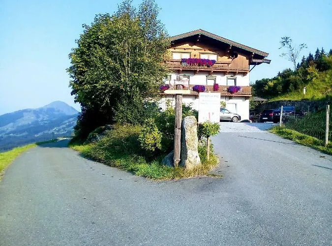 Panorama Filzerhof * كيرشبرغ ان تيرول